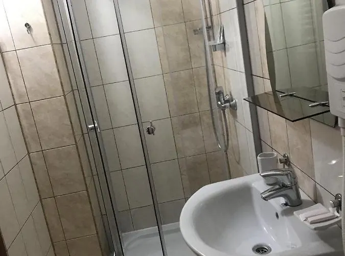 на озере Отель 3*