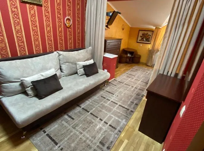 на озере Отель